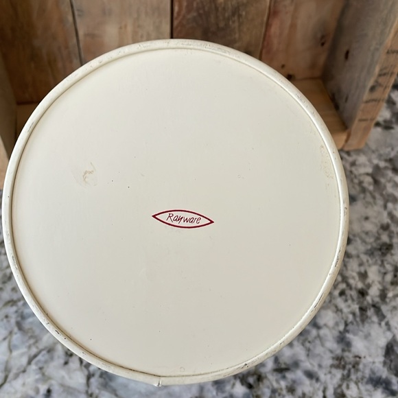 Vintage Rayware Metal “Biscuits” Tin - Picture 3 of 5